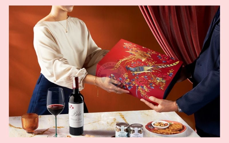 Tặng quà giúp tạo dựng và củng cố mối quan hệ bền vững
